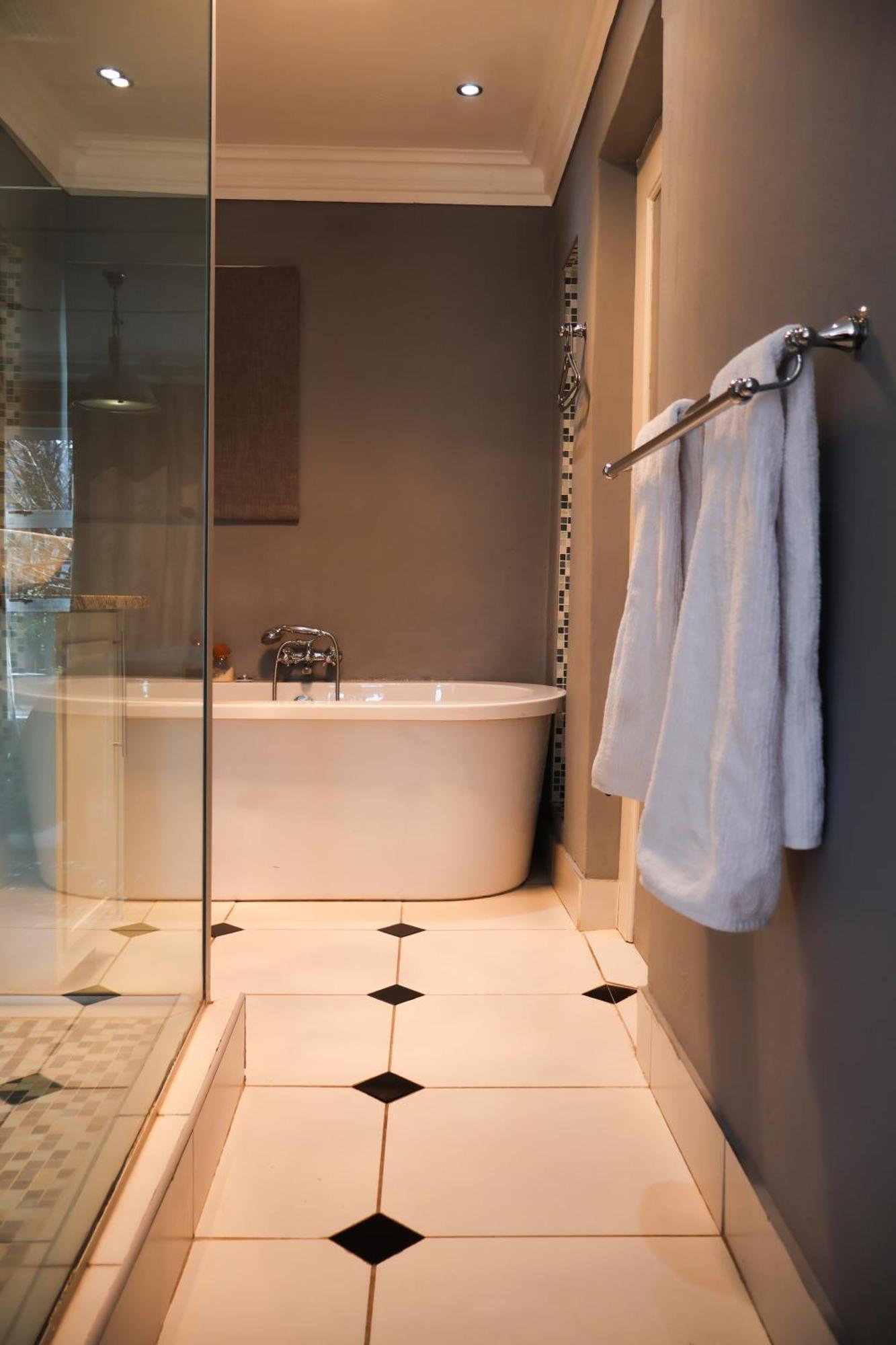 Upper House Guesthouse Кларенс Экстерьер фото
