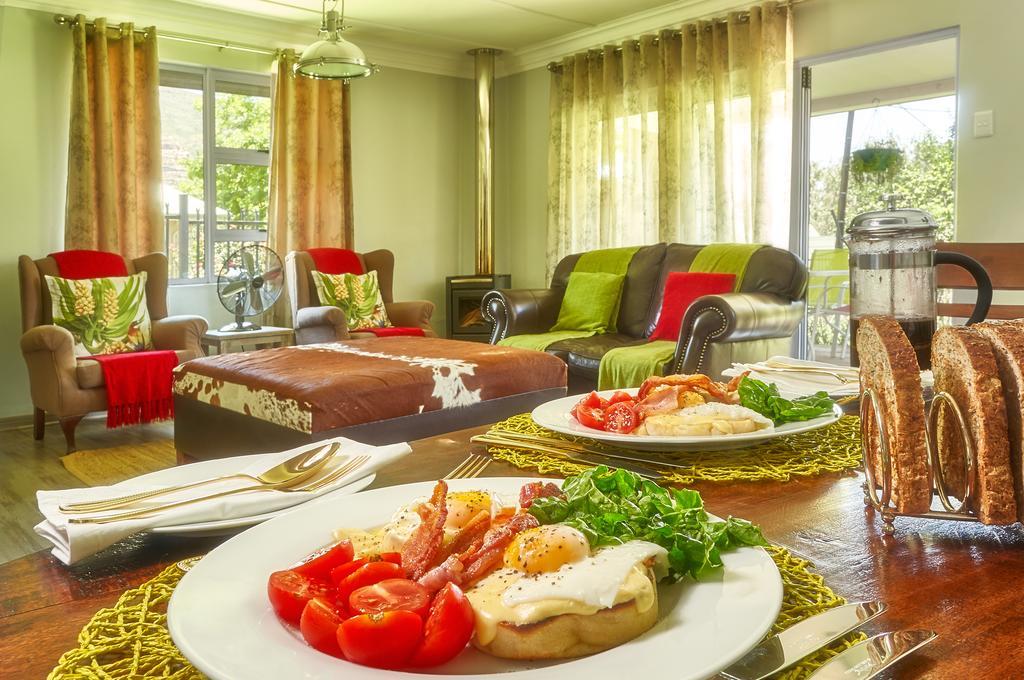 Upper House Guesthouse Кларенс Экстерьер фото